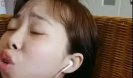 网红拍视频吃瓜的是谁,吃瓜达人带你领略瓜界风云